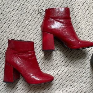 size 6 red heeled booties